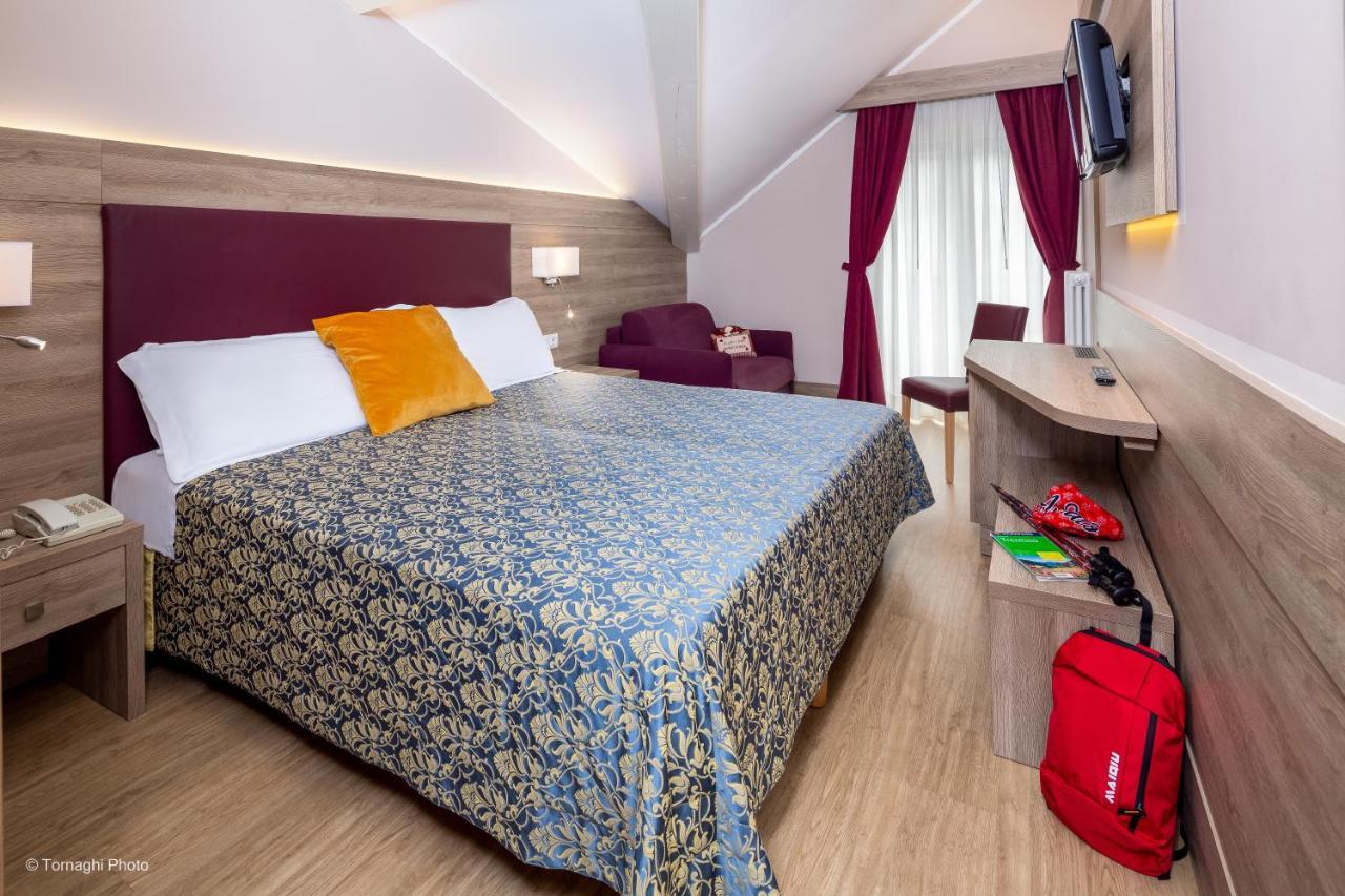 Hotel Alpen Andalo Exteriör bild